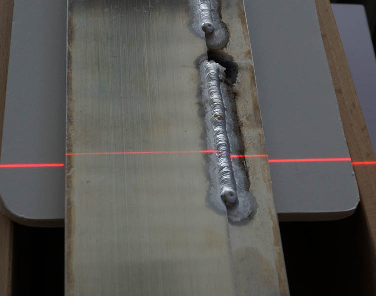 laser_line_on_weld_seam